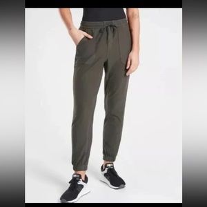 Women Athleta Sz 8 Farallon Jogger Gray Knit High Rise Tapered Elastic Waist